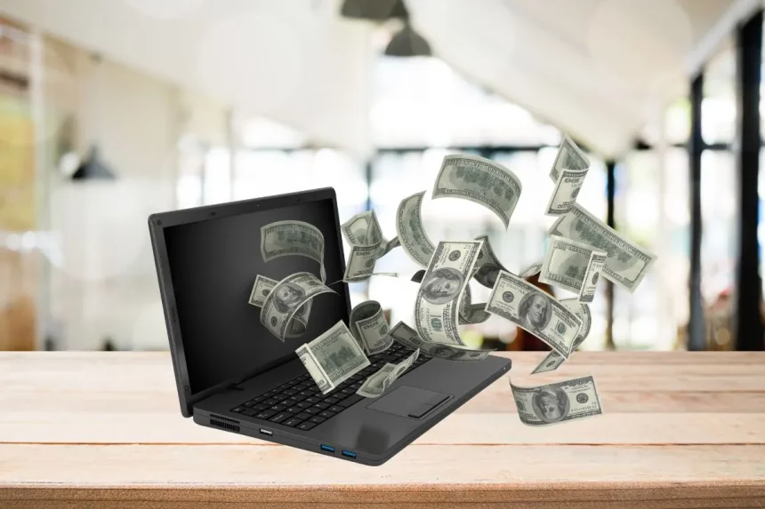Earn $100/Day with These 10 Websites in 2024