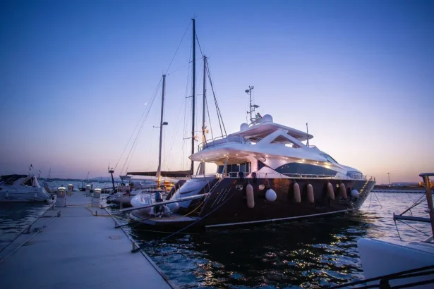 Sicily yacht sinking